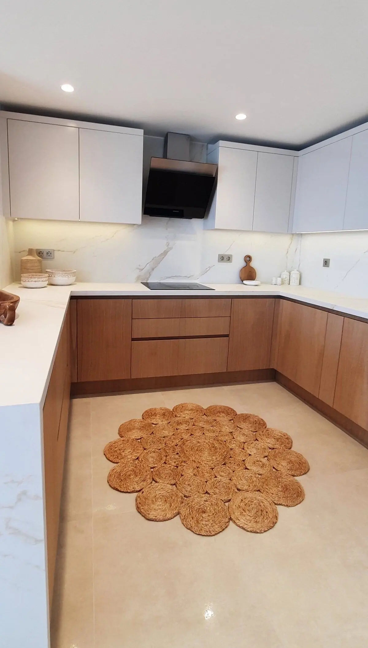 Fitted kitchen